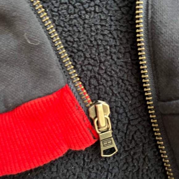⭐️5/$25⭐️ Hilfiger Boys 4T Fleece Sweater Jacket - Picture 3 of 4
